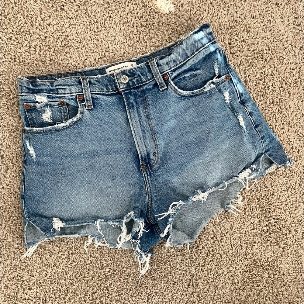 Abercrombie Mom Short High Rise Curve Love - 29 (Size 8)